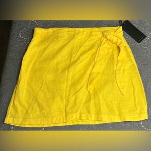 Vix Paula Hermanny Women’s Yellow Mini Wrap Skirt NWT Size Medium